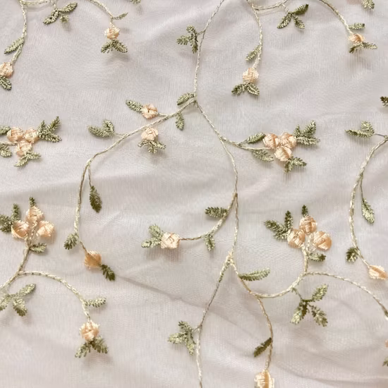 Tissu de dentelle de broderie 3D de guipure de polyester de couleur d'usine de gros d'OEM